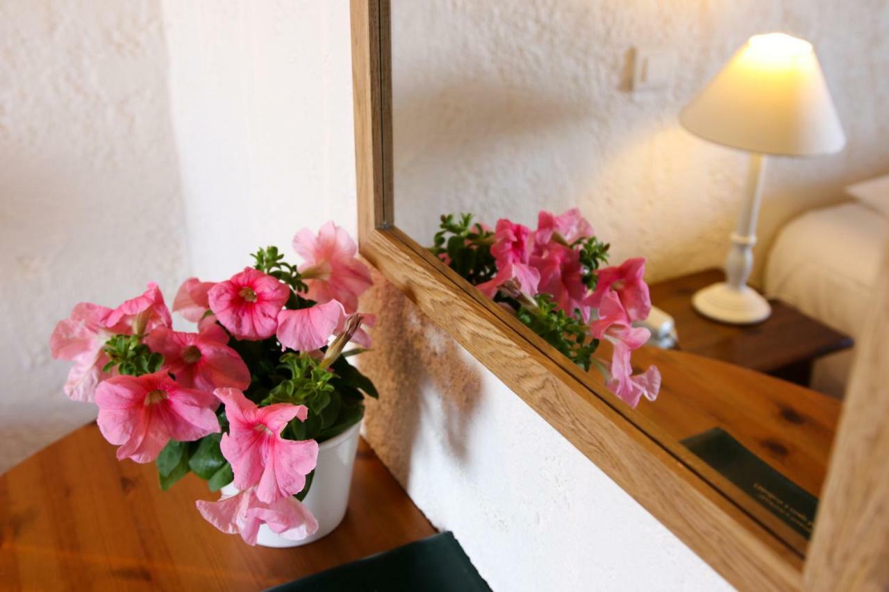 L'Estirado Des Adrets Hotel เลส์อัดเดรต์เดอเลสเตอเรล ภายนอก รูปภาพ