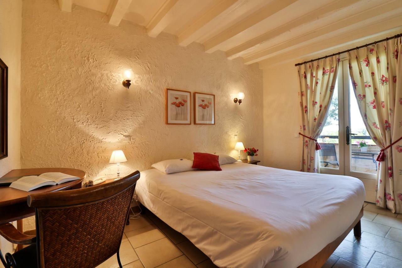 L'Estirado Des Adrets Hotel เลส์อัดเดรต์เดอเลสเตอเรล ภายนอก รูปภาพ